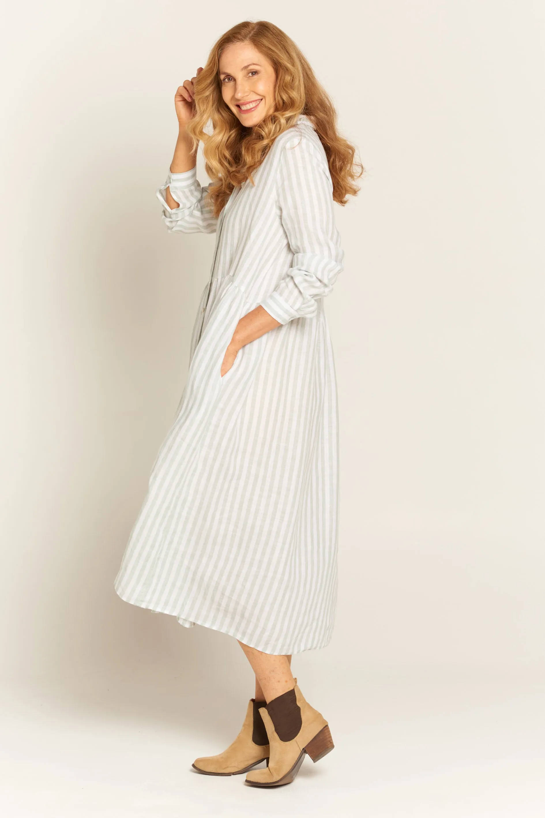 Beverley Dress Sage / White