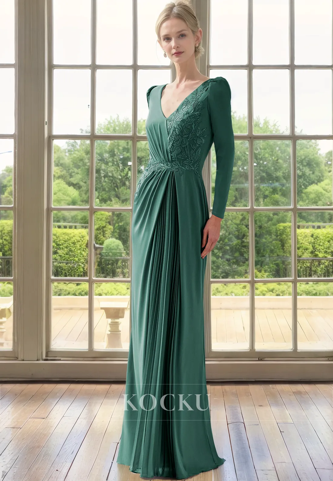 Elegant & Simple Long sleeves V-Neck Sheath Satin Cocktail Mother of the Bride Dress