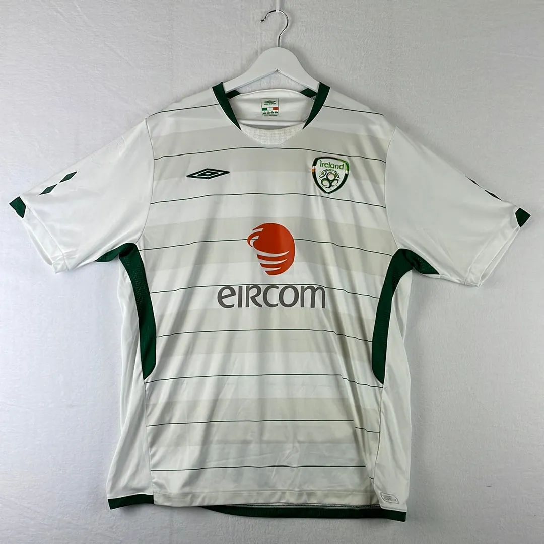 Ireland 2009-2010 Away Shirt - Extra Large Adults - Very Good Condition