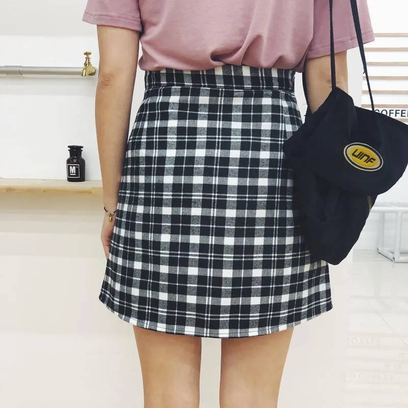 Vintage Plaid High-Waist Mini Skirt