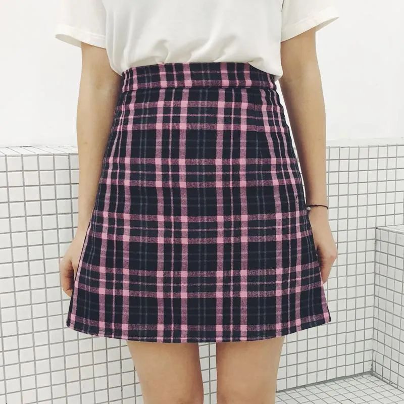 Vintage Plaid High-Waist Mini Skirt